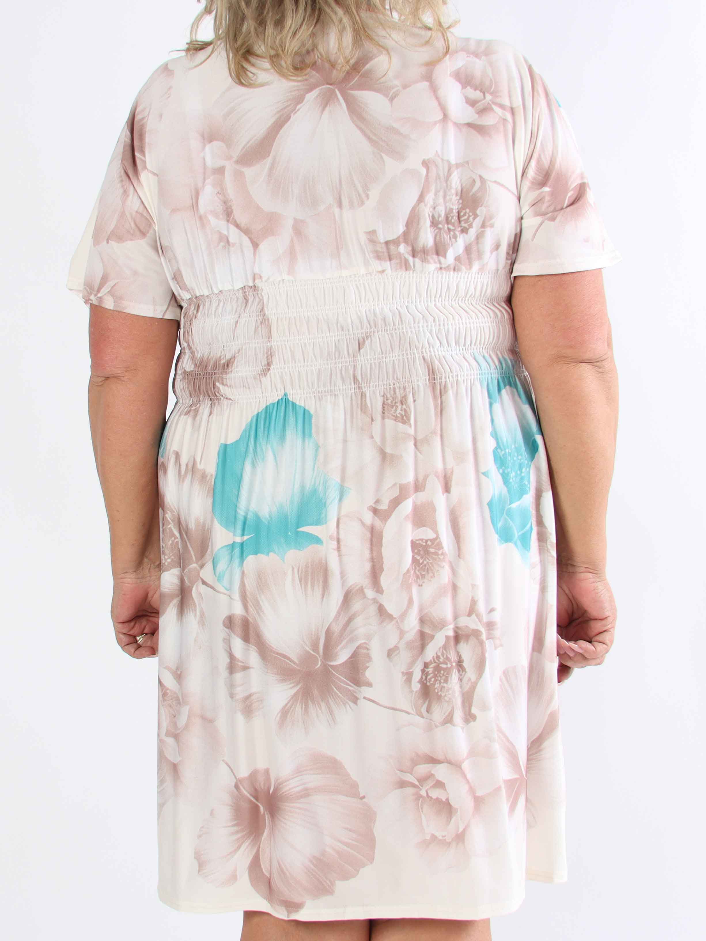 Pams Peony Short - Kort elastisk plus size-klänning med blommigt tryck